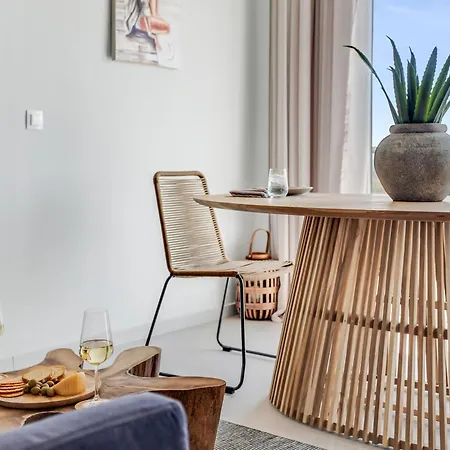Sanders Old Port Apartamento *